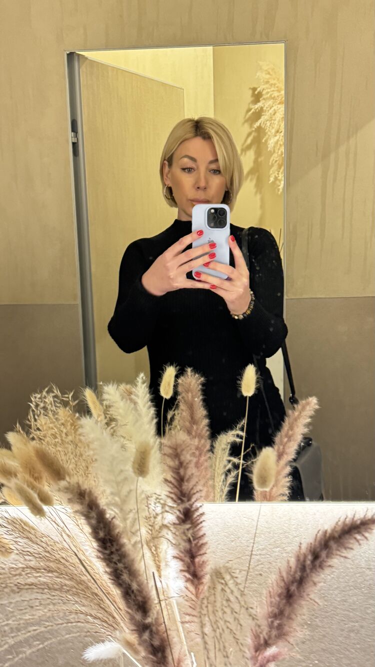  54399438  , 40 ,    -