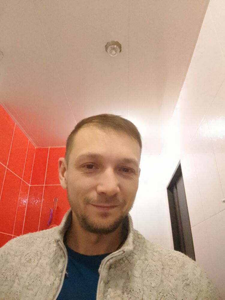  42182578  Xxx, 36 ,    