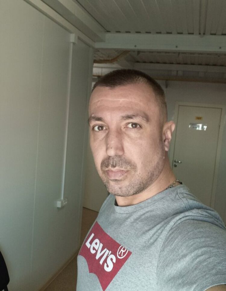  44178768  , 41 ,    