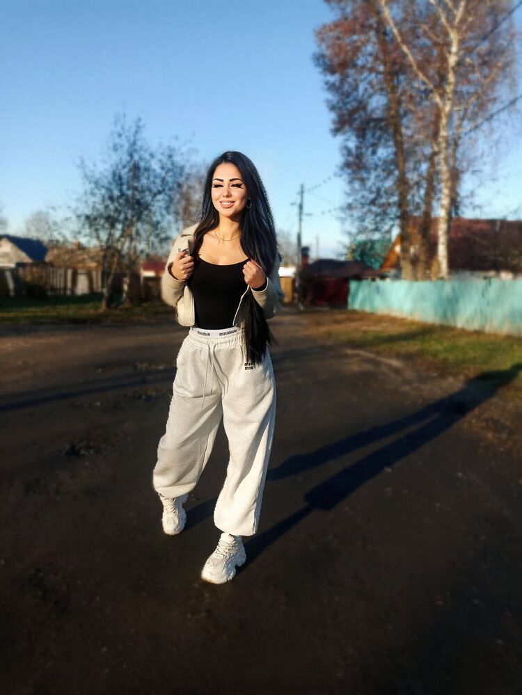  54582288  Mia, 25 ,    Jacksonville Beach