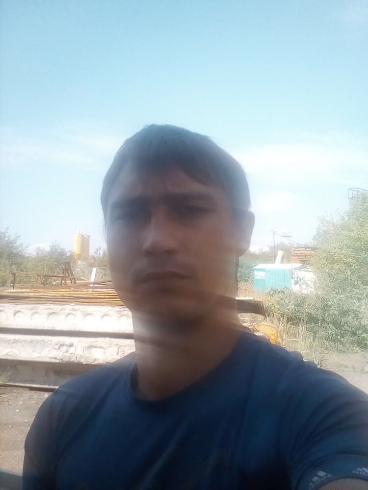  13185658  Aleksandr, 32 ,    