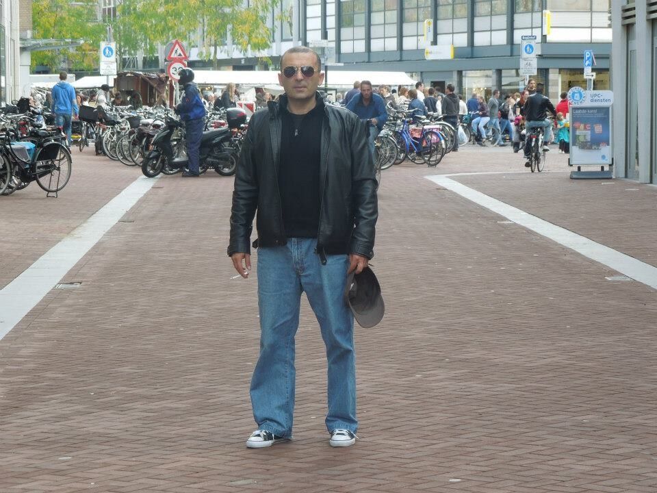  13324178  Zaza, 52 ,    