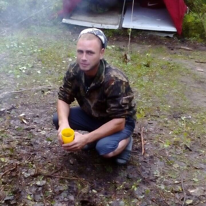  31293848  Alexander, 37 ,    