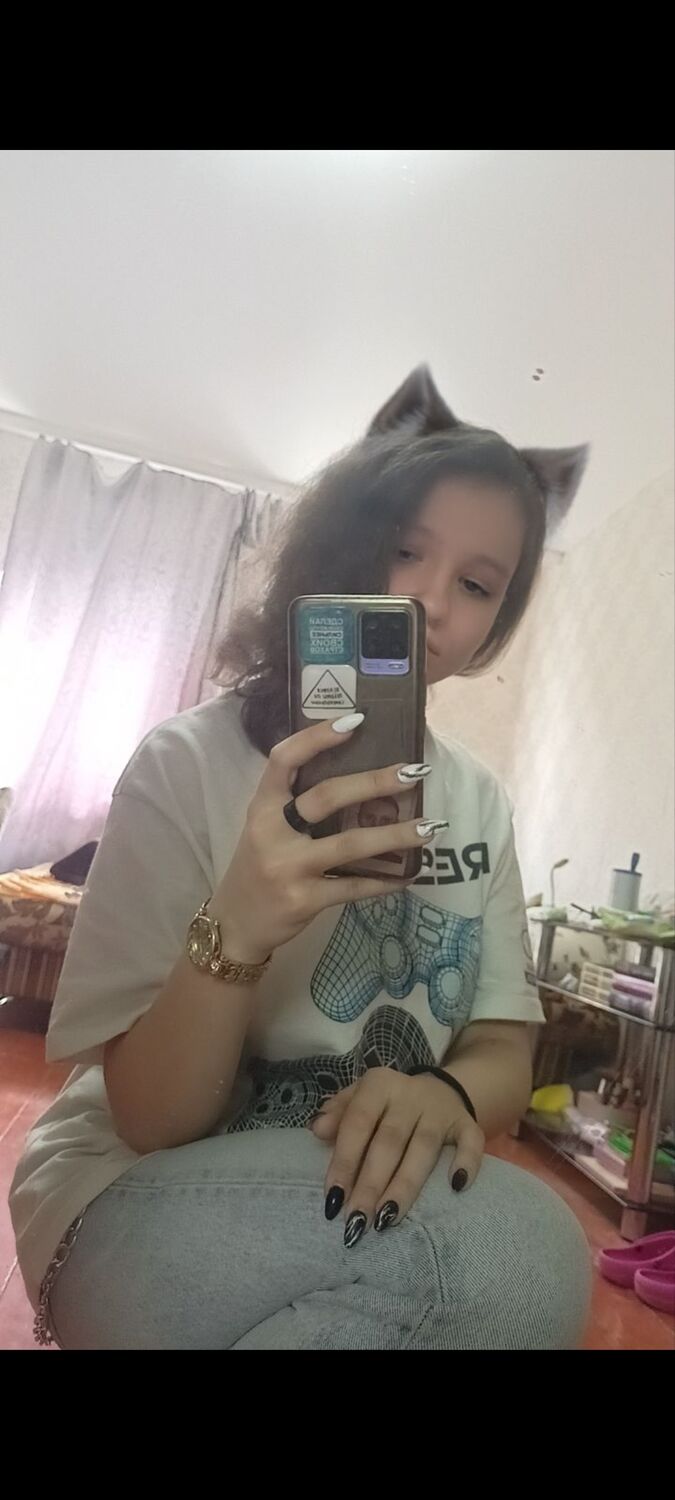 44590948  , 19 ,    