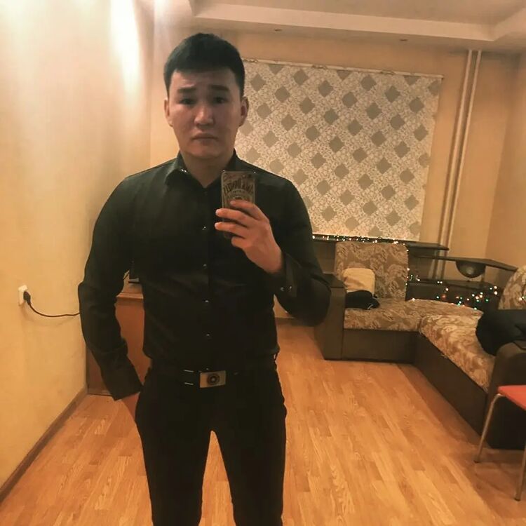  48063118  Nikolay, 29 ,    