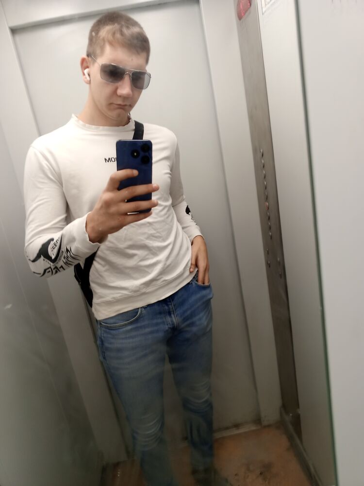  46600858  , 23 ,    