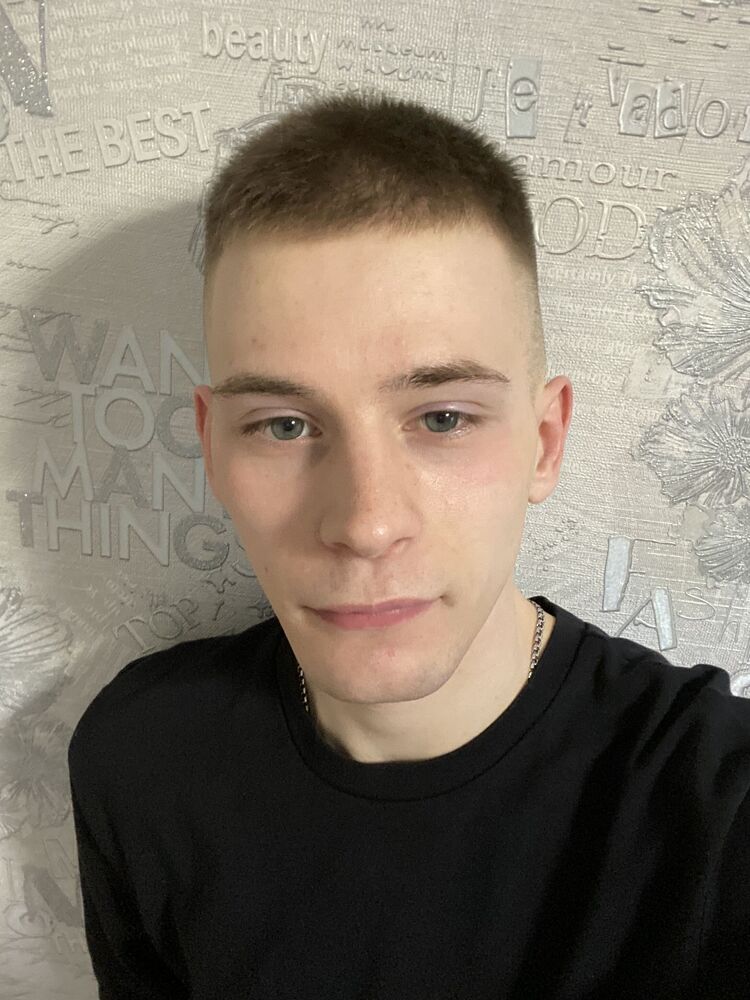 42493988  , 22 ,    