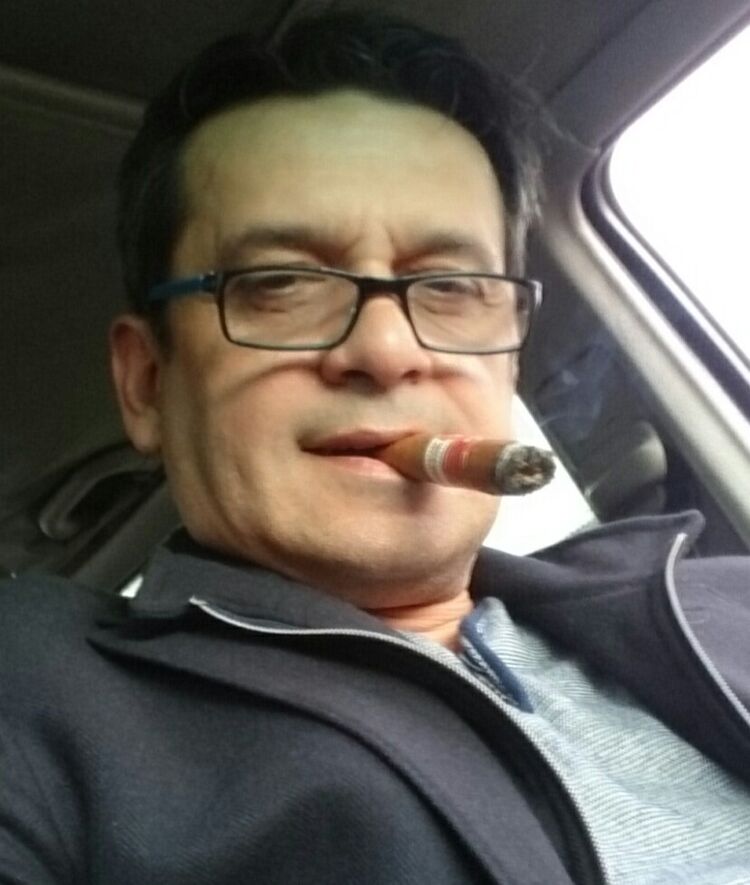  ,   Alister, 54 ,   ,   , c 