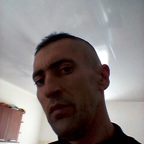  17839258  Viorel, 46 ,    