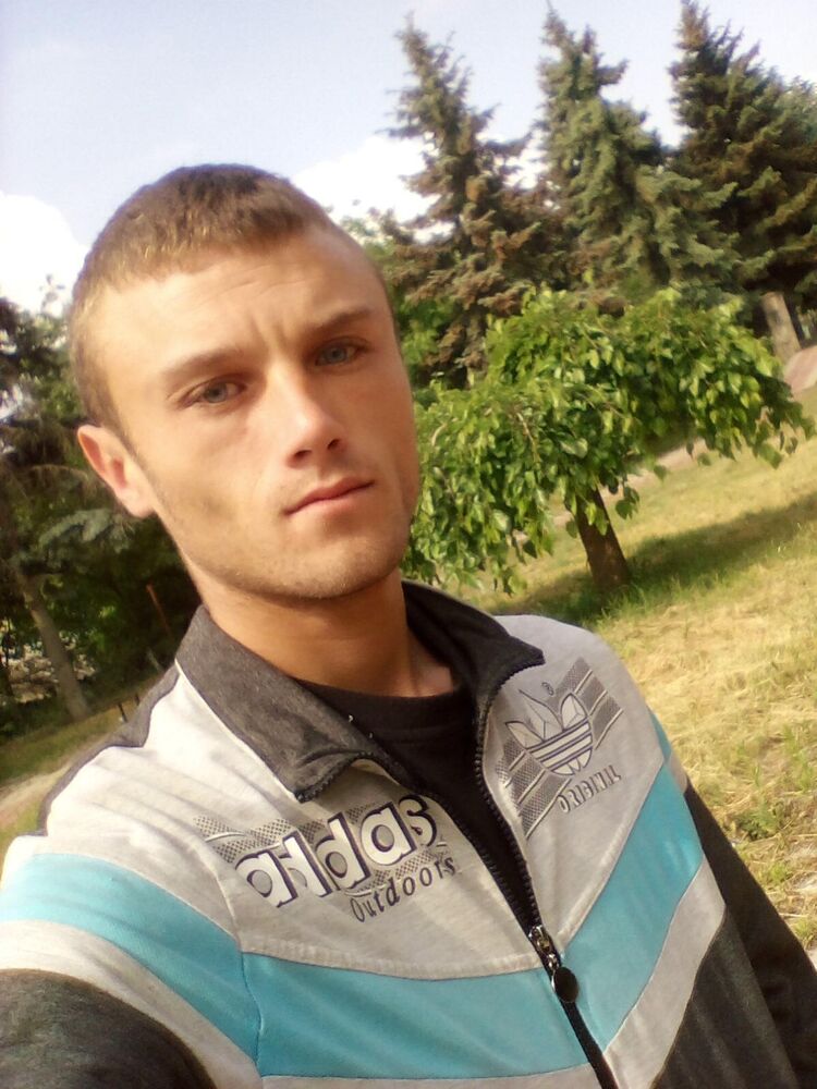  29640478  Victor, 32 ,    