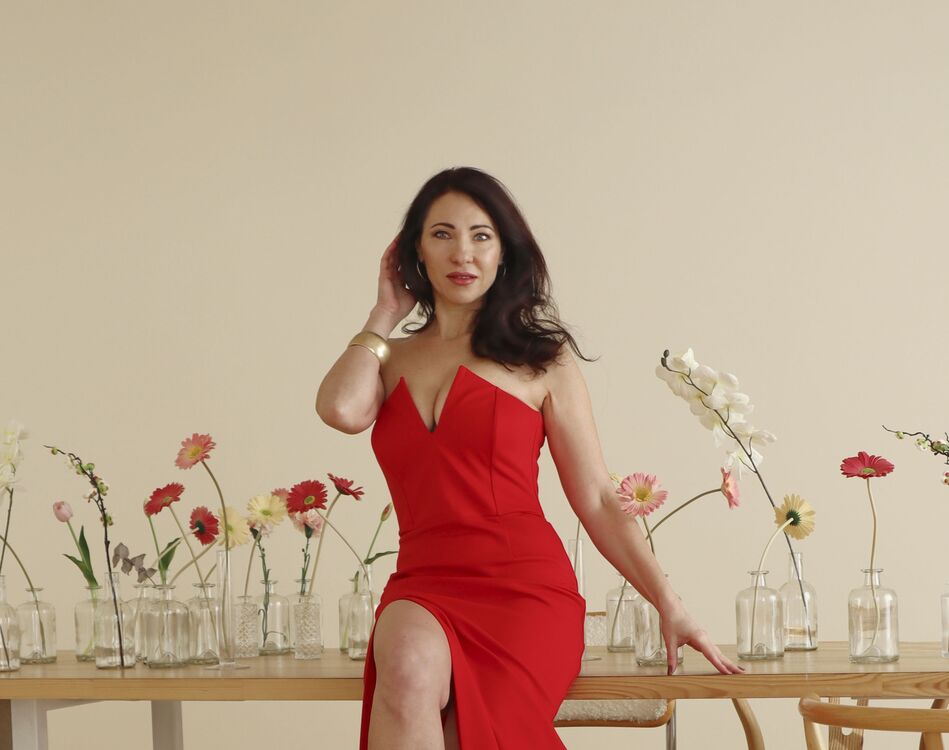  52209098  , 43 ,    --