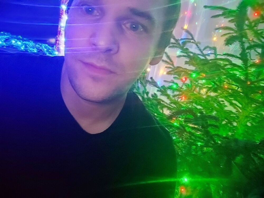  ,   Sergejs, 38 ,   ,   