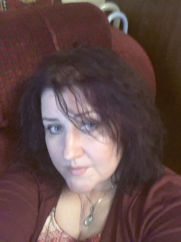  35432768  OLGA, 52 ,    