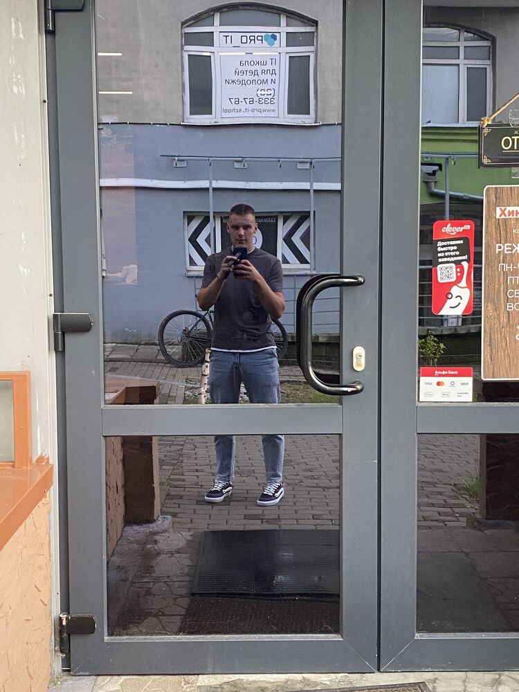  52722858  , 25 ,    
