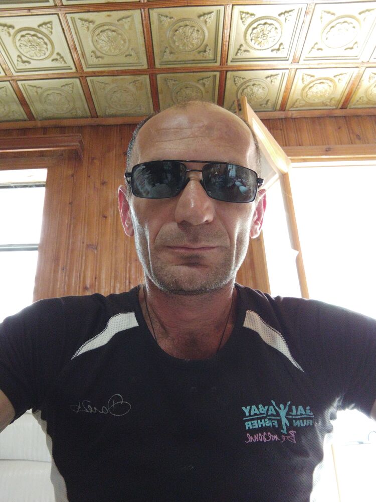  27096438  Giorgi, 42 ,    
