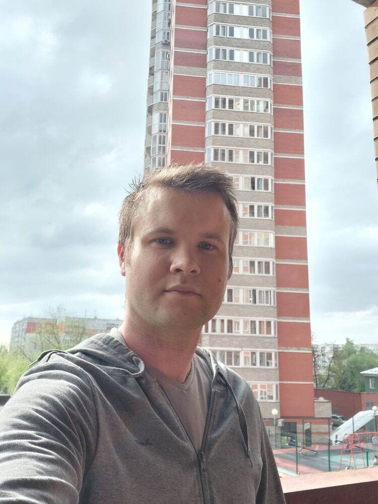  31638728  Maxim, 35 ,    