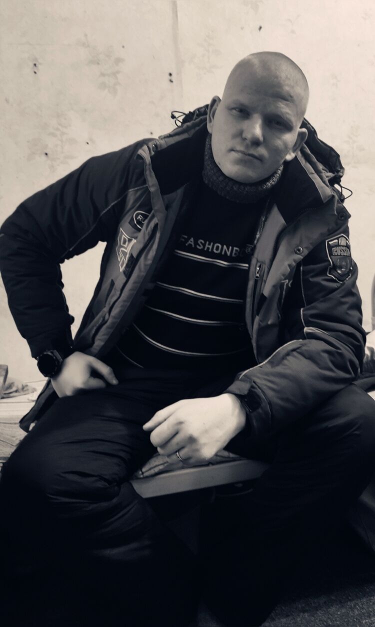  -,   , 32 ,   