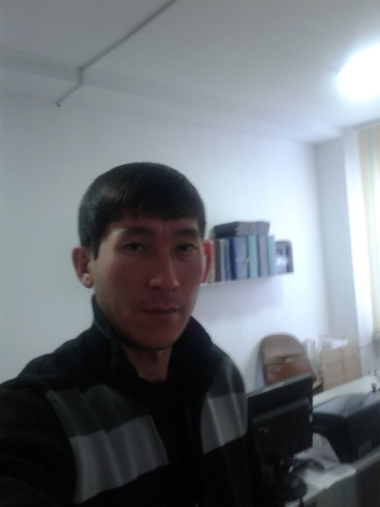 ���������� �����������, ���� ������� Armani, 40 ���, ������������ ��� ������, ����� � ���������, c�������� ���������