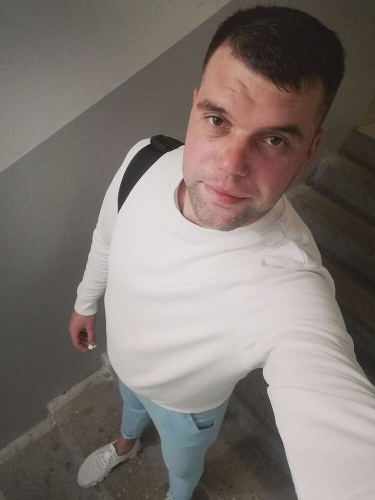  38306498  , 33 ,    