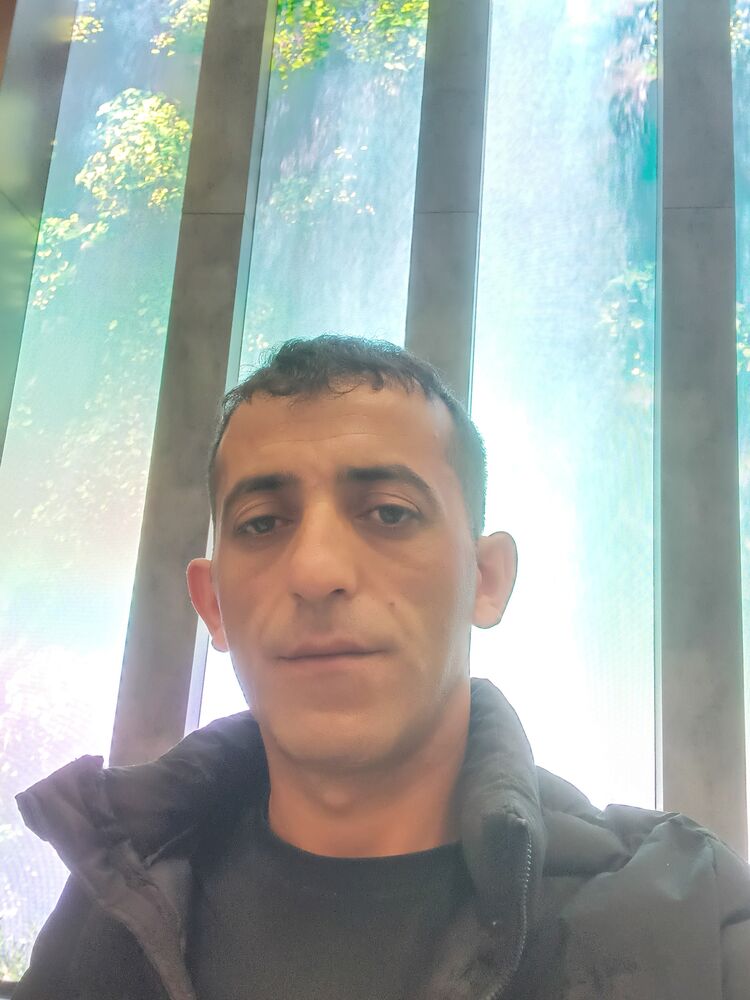  34748808  A, 37 ,    