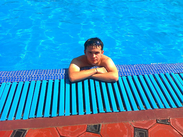  ,   Boynazar, 33 ,     , c 