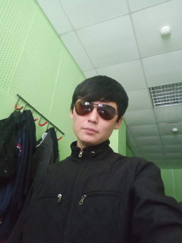  27957618  Hayitmurod, 22 ,    
