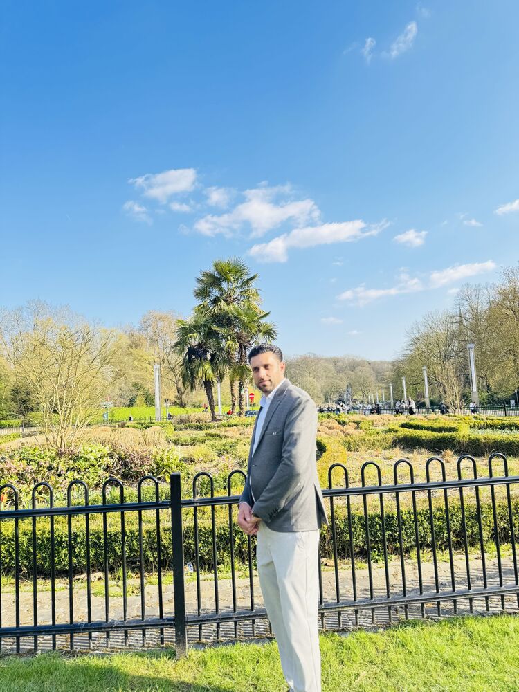  50849788  Izatullah, 28 ,    Danvers