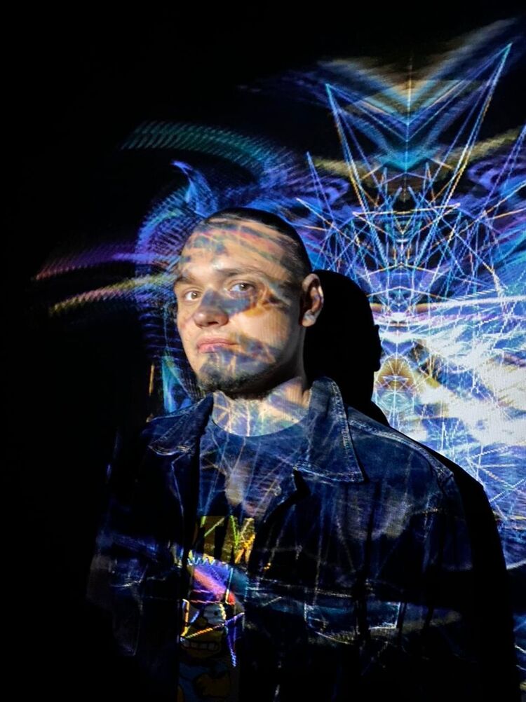  26745868  , 32 ,    --