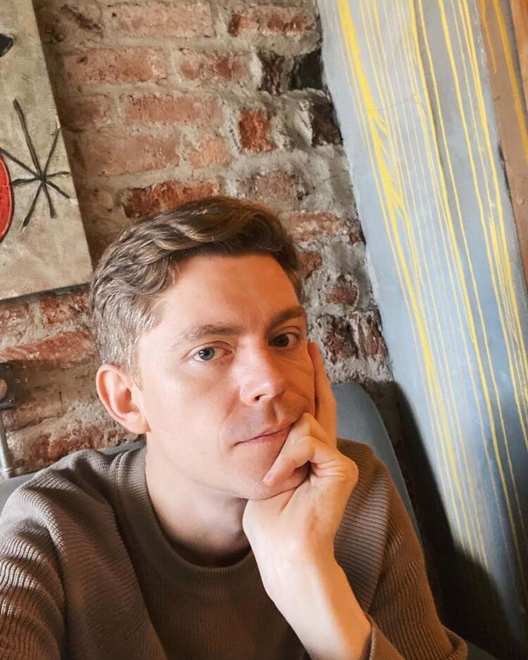  54649338  , 37 ,    Werda