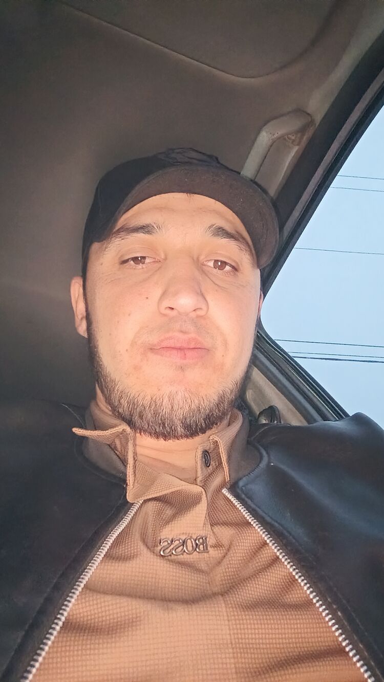  54696678  Azizbek, 25 ,    