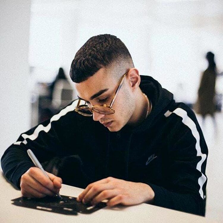 ���� 25923888 ������� ����, 34 ����, ���� ���������� � �������������