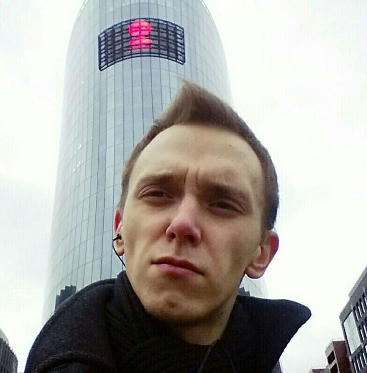 ���� 22277818 ������� Eazy, 32 ����, ���� ���������� � �����-����������