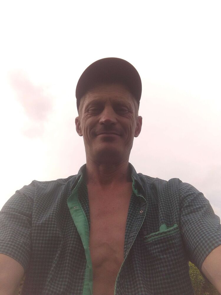  20655698  , 51 ,    