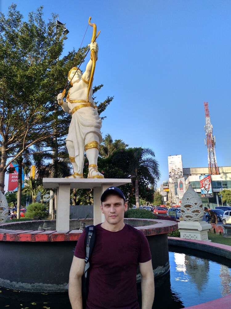  ,   Valerii, 37 ,   ,   , c 
