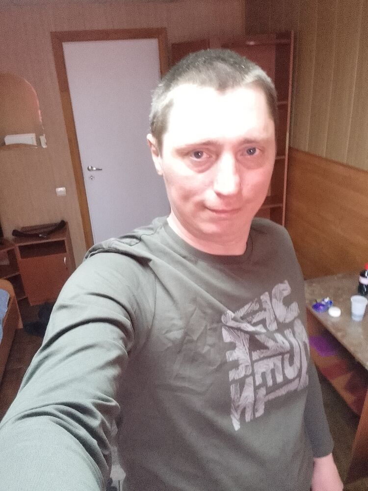  42250668  , 37 ,    
