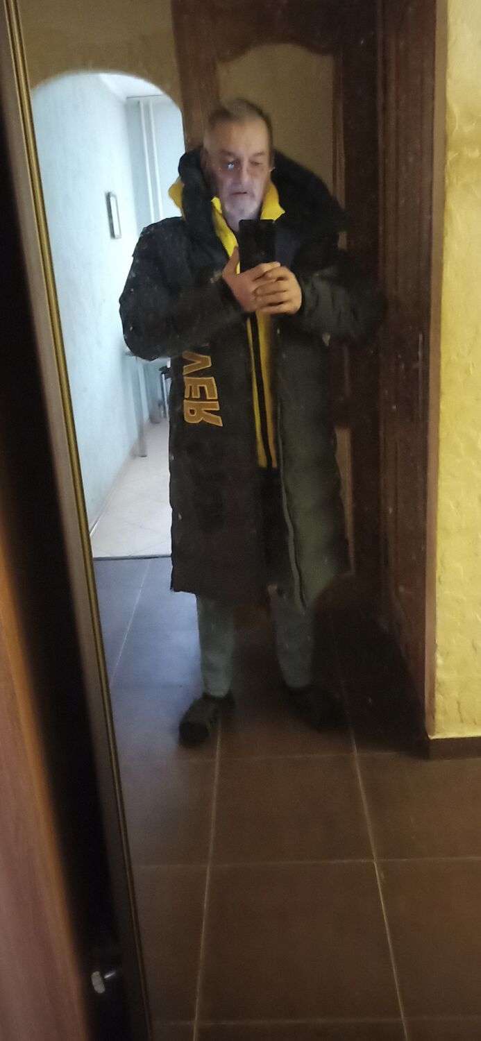  48464628   , 56 ,    