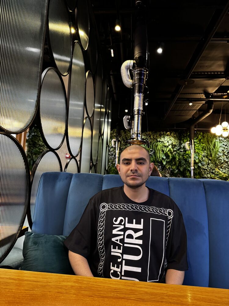  ,   Farhad, 27 ,   ,   , c 