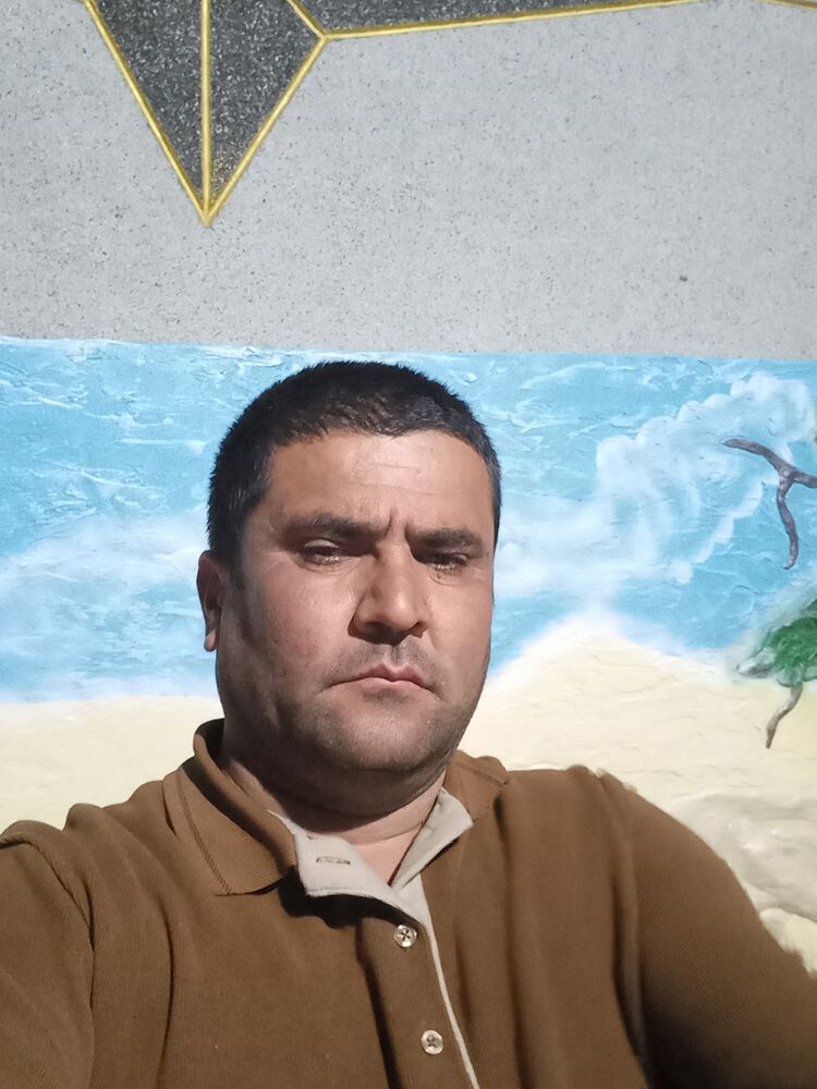  28289678  Faridun, 49 ,    