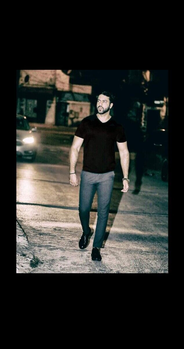  21204358  Tarek, 34 ,    