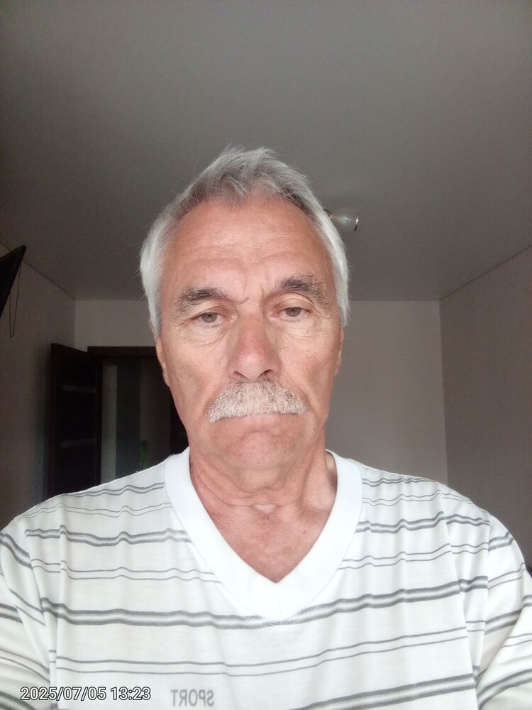  52438748  , 75 ,    