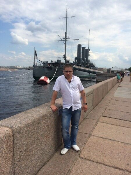  ,   Denis, 40 ,   