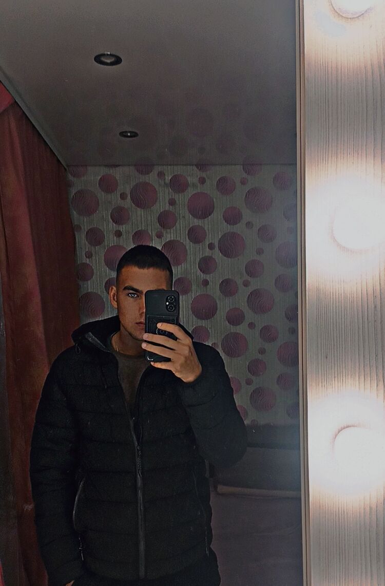  48383938  , 23 ,    