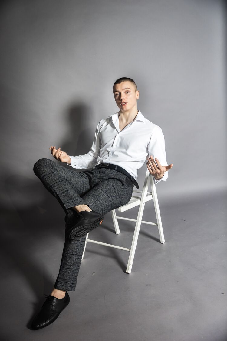  27423288  Alex, 30 ,    