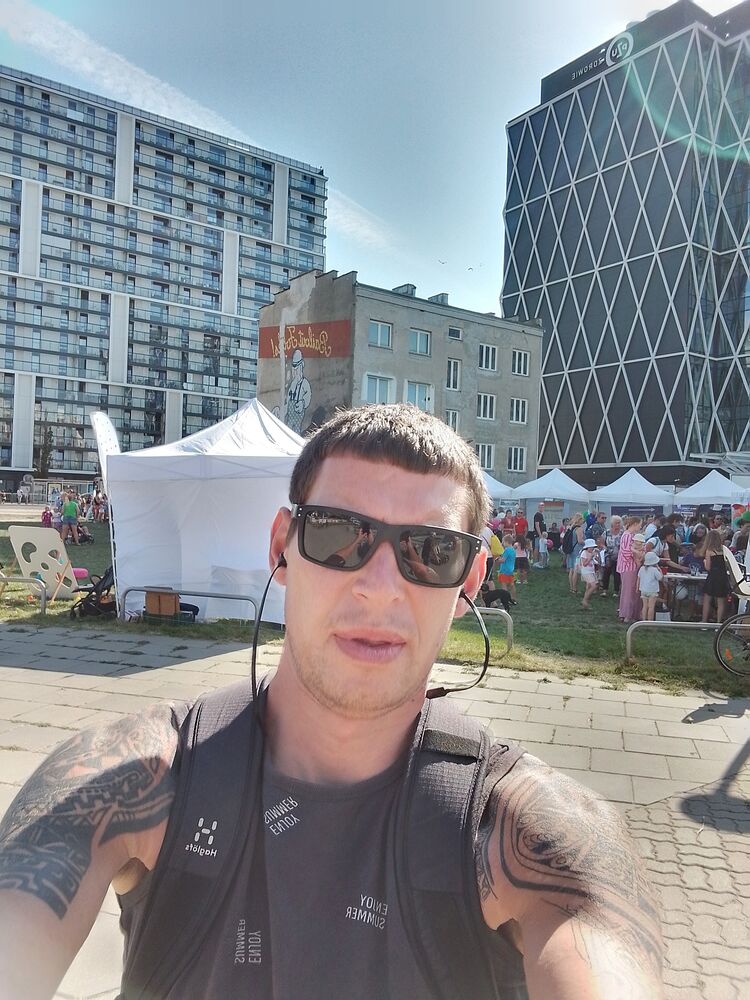  Zabki,   Artem, 27 ,   ,   