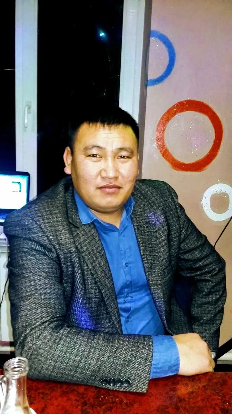  ,   Malik, 37 ,   ,   