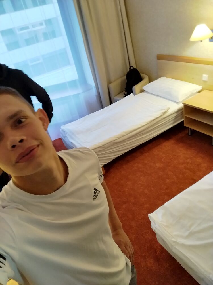  28582108  Nikolay, 23 ,    -