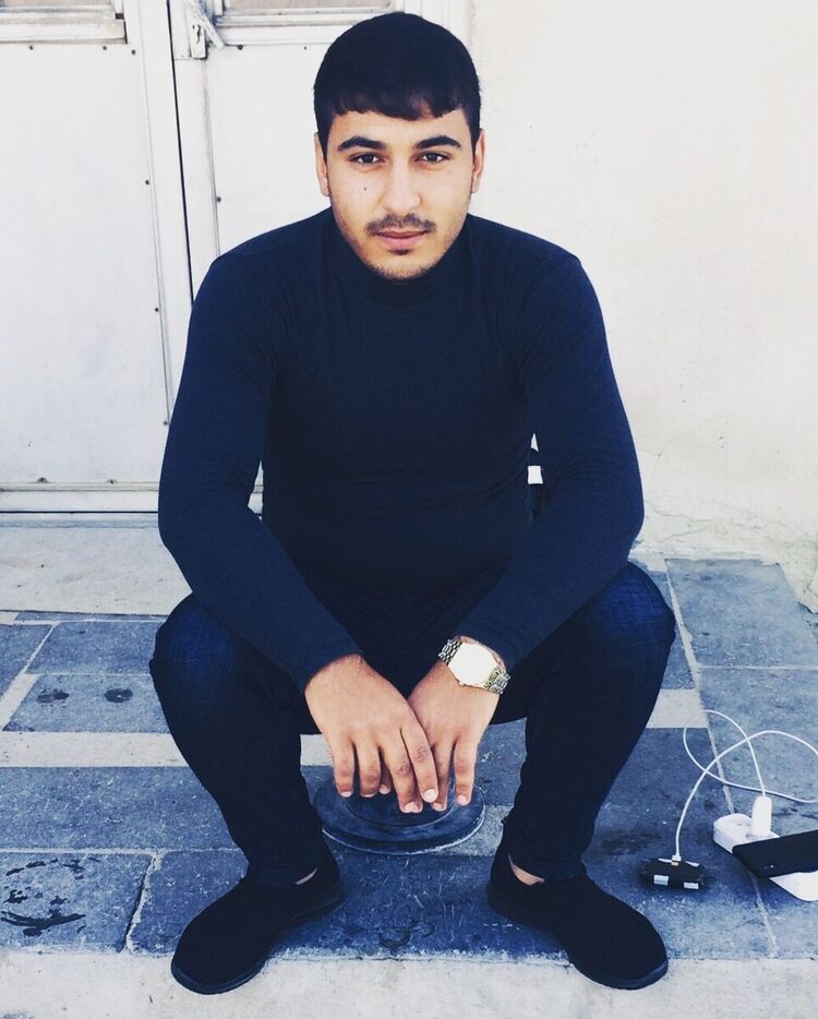  ,   Arman, 25 ,   ,   , c 