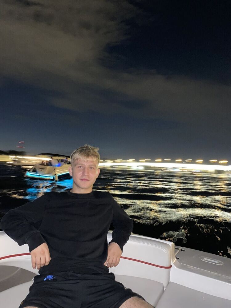 ���� 42372258 ����� ������, 20 ���, ���� ���������� � ������