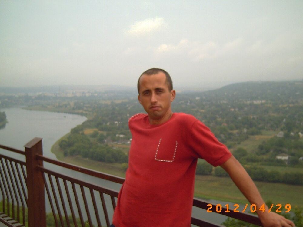  15669578  Dragos, 43 ,    