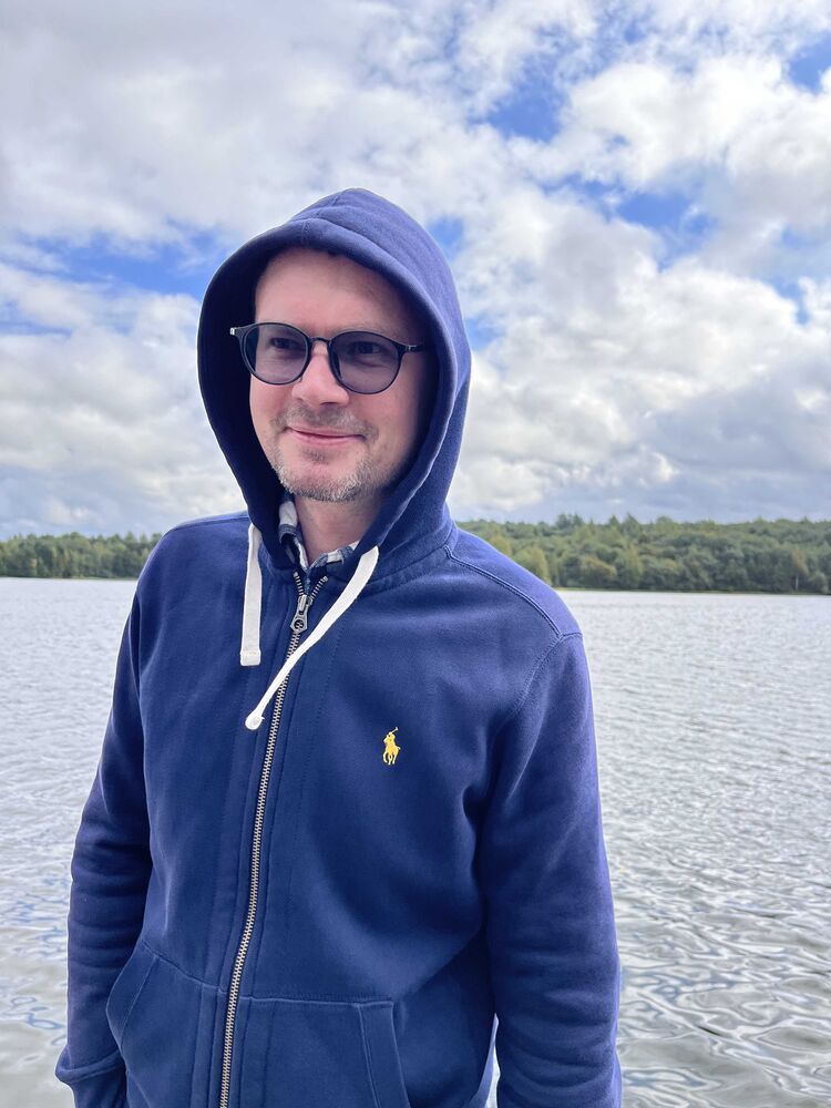  38057378  , 45 ,    -